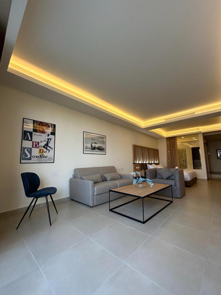 Hotel Saint Georges Beirut Al Marfa' Exterior photo